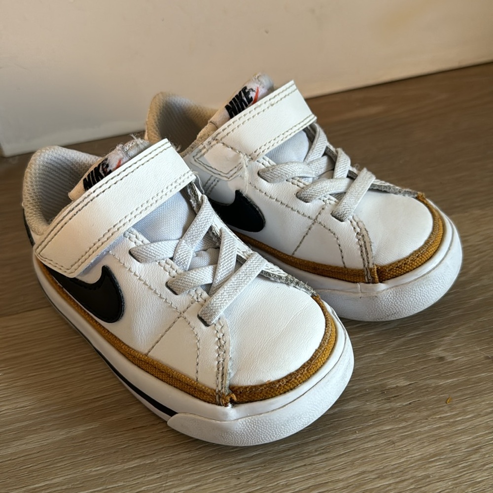 Court Legacy Nike 6C
